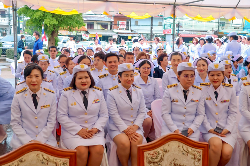 มหาวิทยาลัยนครพนม ร่วมพิธีวางพวงมาลาเนื่องในวันมหิดล ประจำปี 2568